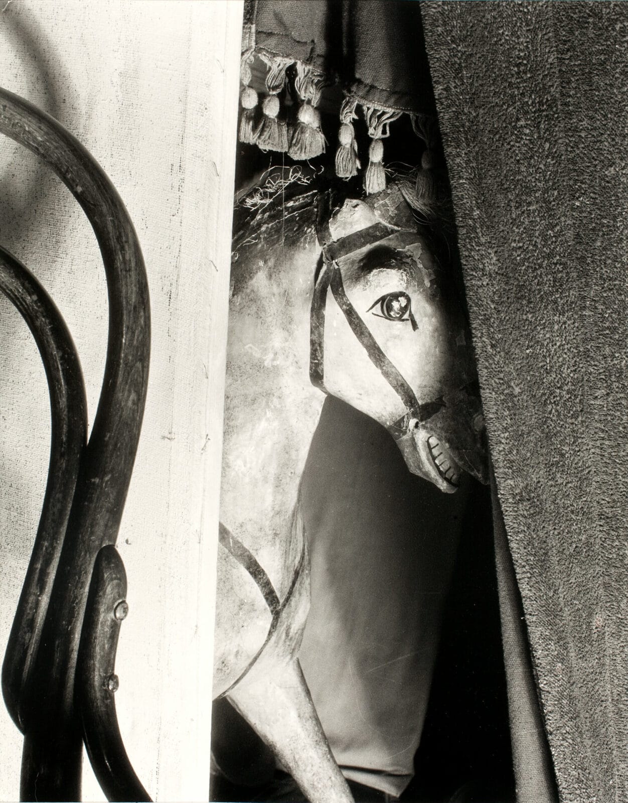 Caballo de madera / Wooden Horse. Artist: Manuel Álvarez Bravo. Date: 1928-29, printed 1981. Medium: plata sobre gelatina / gelatin silver print.