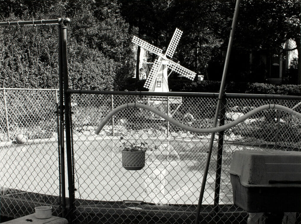 Clifton, New Jersey. Artist: Gregory Conniff. Date: 1979. Medium: gelatin silver print.