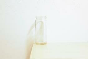 Domestic Image (Jar with Edge). Artist: James Cagle. Date: 2015. Medium: archival digital pigment print.