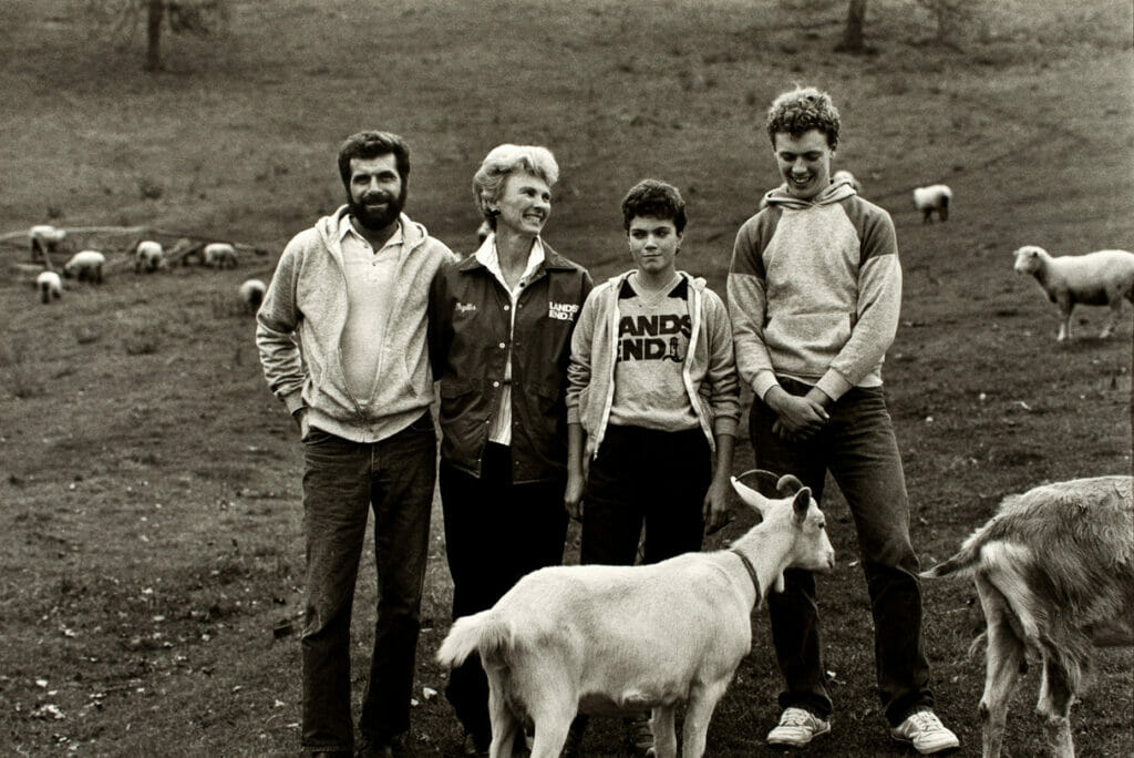 Toay Family, rural Wisconsin. Artist: Archie Lieberman. Date: 1985. Medium: gelatin silver print.
