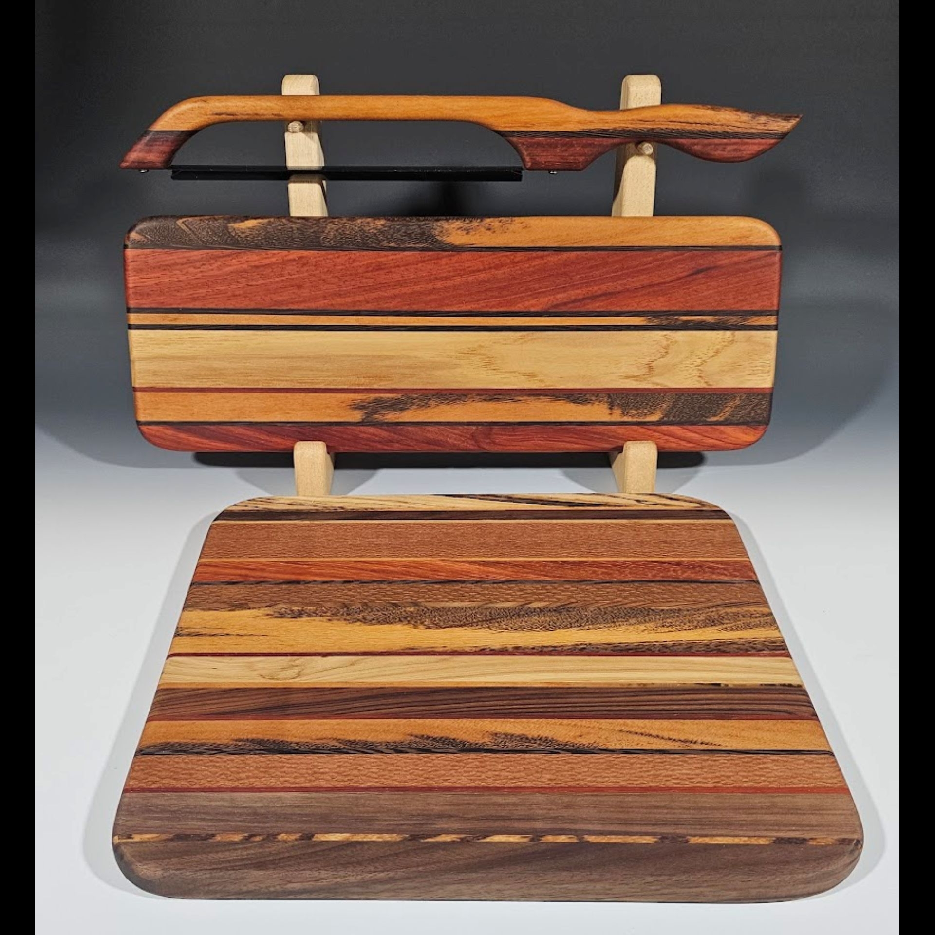 A wooden cutting board set.